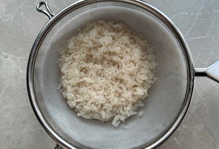 Фото шага рецепта Онигири 186555 шаг 2  