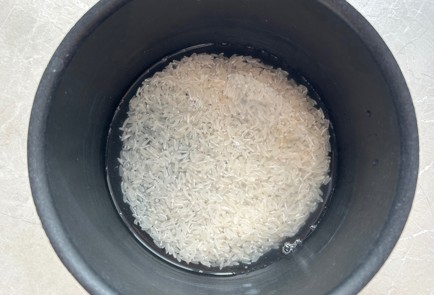 Фото шага рецепта Онигири 186555 шаг 3  