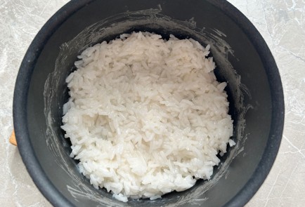 Фото шага рецепта Онигири 186555 шаг 6  