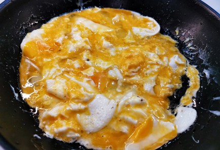 Фото шага рецепта Оригинальные спагетти с беконом 140448 шаг 10