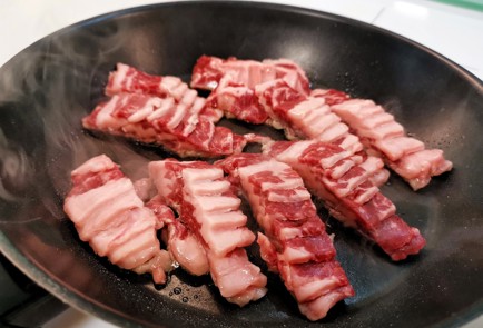 Фото шага рецепта Оригинальные спагетти с беконом 140448 шаг 6