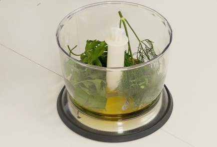 Фото шага рецепта Осьминог с печеным перцем и кремом Рикотта 114332 шаг 5  