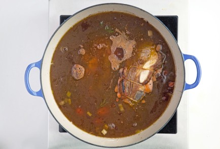 Фото шага рецепта Оссобуко с красным вином 57940 шаг 4  