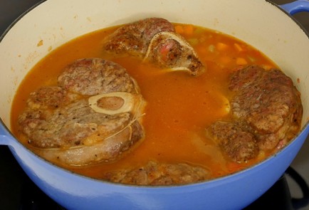 Фото шага рецепта Итальянское жаркое Оссобуко 92842 шаг 7  