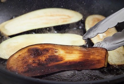 Фото шага рецепта Остренькие синенькие 80061 шаг 1  