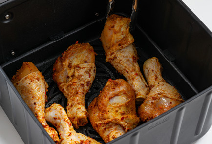 Фото шага рецепта Острые куриные ножки в аэрогриле 189915 шаг 7  