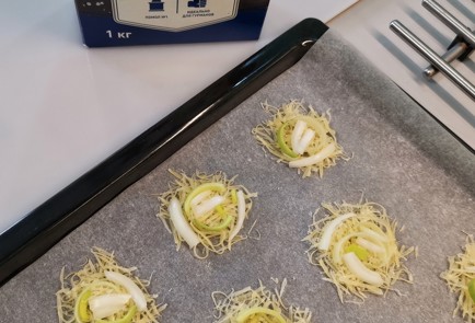 Фото шага рецепта Острые сырнолуковые чипсы 152506 шаг 7  