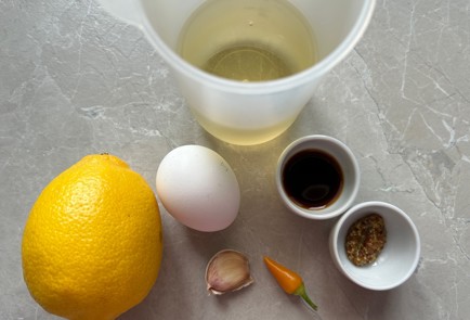 Фото шага рецепта Острый майонез 174555 шаг 1  