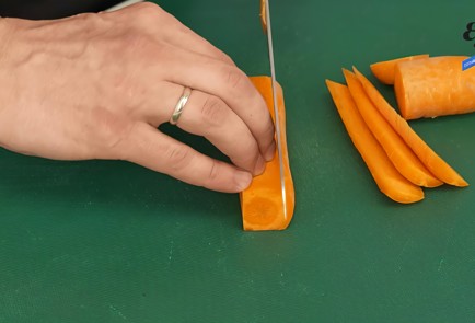 Фото шага рецепта Острый салат с кукурузой и айсбергом 92268 шаг 1  