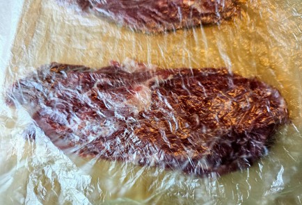 Фото шага рецепта Отбивная 190322 шаг 2  