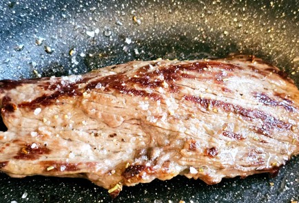 Фото шага рецепта Отбивная 190322 шаг 7  