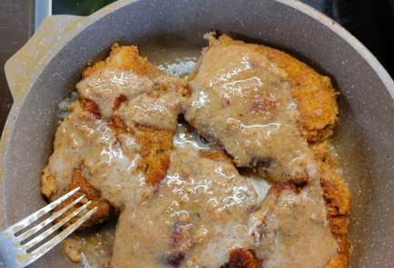 Фото шага рецепта Отбивные из индейки в панировке 175587 шаг 12