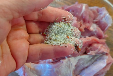 Фото шага рецепта Отбивные из индейки 190400 шаг 4  