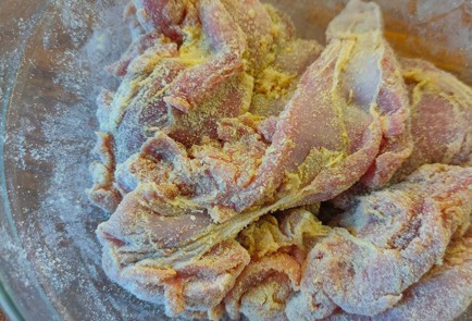 Фото шага рецепта Отбивные из индейки 190400 шаг 8  