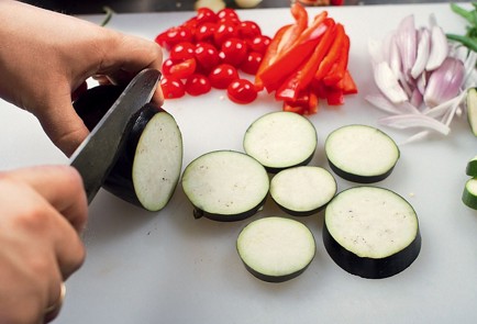 Фото шага рецепта Откидной рататуй 30411 шаг 1