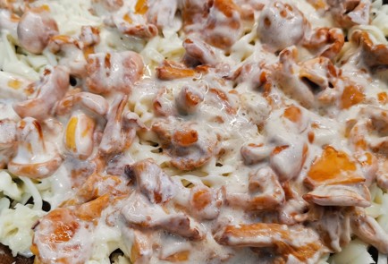 Фото шага рецепта Открытый кетопирог с лисичками 152659 шаг 10  