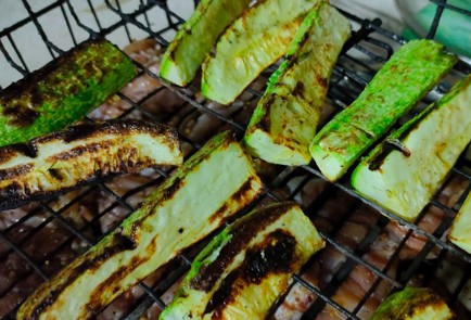 Фото шага рецепта Овощи на мангале 189873 шаг 12  