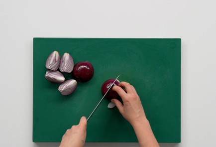 Фото шага рецепта Овощи в духовке 151620 шаг 2  