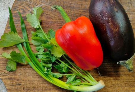 Фото шага рецепта Овощная начинка для блинов 191396 шаг 1  