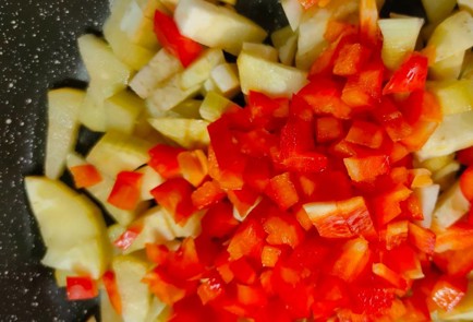 Фото шага рецепта Овощная начинка для блинов 191396 шаг 6  