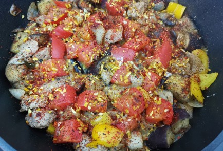 Фото шага рецепта Овощное рагу с мясом 186394 шаг 14  