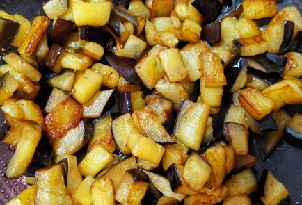 Фото шага рецепта Овощной салат с баклажанами 173711 шаг 4  