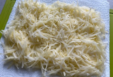 Фото шага рецепта Овощной салат с курицей и картофелем пай 174262 шаг 6  