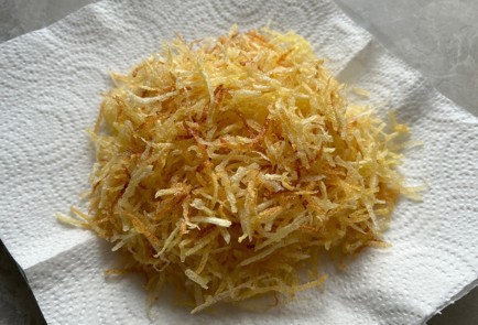 Фото шага рецепта Овощной салат с курицей и картофелем пай 174262 шаг 8  