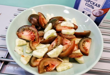 Фото шага рецепта Овощной салат с льняным маслом 140176 шаг 10  