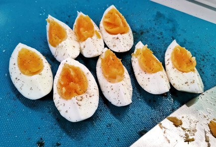 Фото шага рецепта Овощной салат с льняным маслом 140176 шаг 21  