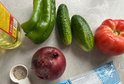 Фото шага рецепта Овощной салат с моцареллой 190048 шаг 1  