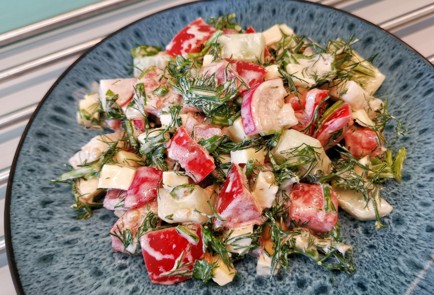 Фото шага рецепта Овощной салат с сыром сулугуни 186401 шаг 10  