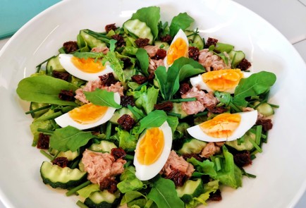 Фото шага рецепта Овощной салат с тунцом 186544 шаг 12  