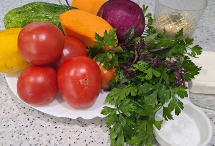 Фото шага рецепта Овощной салат с тыквой брынзой и лимонным соком 190408 шаг 1  