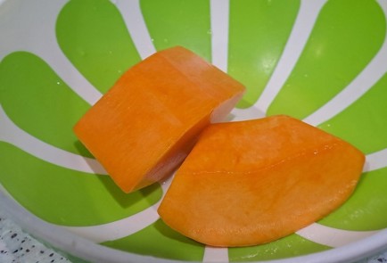 Фото шага рецепта Овощной салат с тыквой брынзой и лимонным соком 190408 шаг 2  