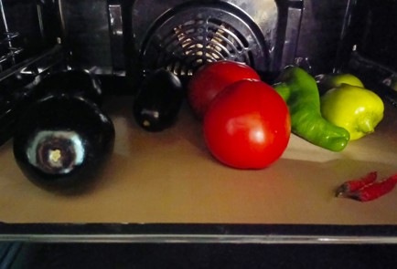 Фото шага рецепта Овощной шашлык в духовке 186756 шаг 5  