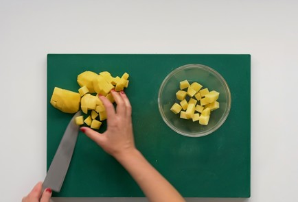 Фото шага рецепта Овощной суп 151423 шаг 2  