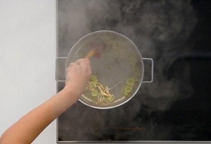 Фото шага рецепта Овощной суп 151423 шаг 5  