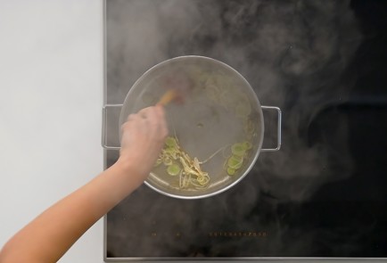 Фото шага рецепта Овощной суп 151423 шаг 6  