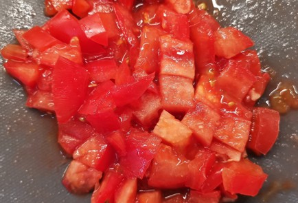 Фото шага рецепта Овощной салат с индейкой карри 152919 шаг 1