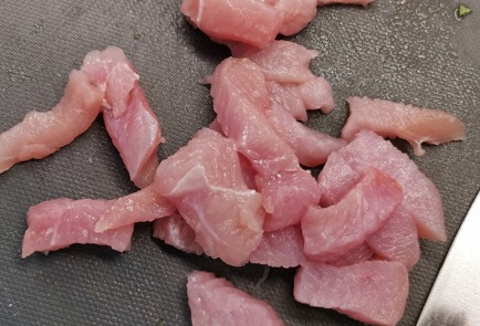 Фото шага рецепта Овощной салат с индейкой карри 152919 шаг 6