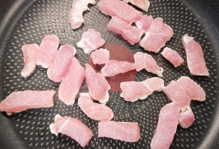 Фото шага рецепта Овощной салат с индейкой карри 152919 шаг 7