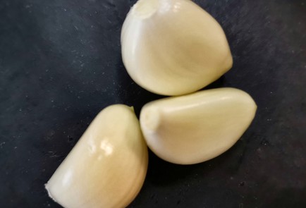 Фото шага рецепта Овощной салат с песто и майонезом 151291 шаг 7  