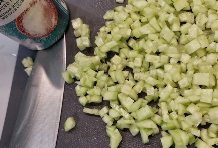 Фото шага рецепта Овощной салат с утиной грудкой 152860 шаг 3  