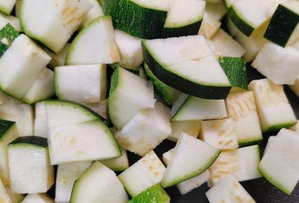 Фото шага рецепта Овощное рагу с беконом и сливками 151492 шаг 13  