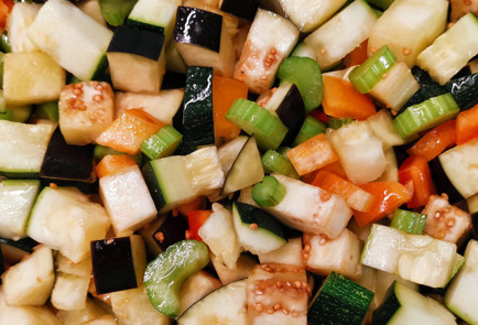 Фото шага рецепта Овощное рагу с беконом и сливками 151492 шаг 16  