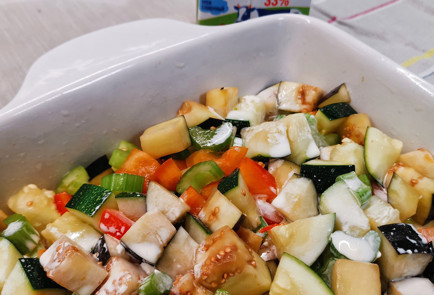 Фото шага рецепта Овощное рагу с беконом и сливками 151492 шаг 18  