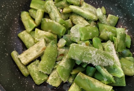 Фото шага рецепта Овощное рагу с луком и чесноком 152567 шаг 4  