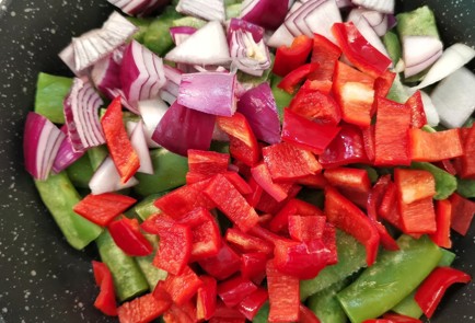 Фото шага рецепта Овощное рагу с луком и чесноком 152567 шаг 6  