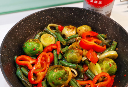 Фото шага рецепта Овощное рагу с сыром дорблю и пармезаном 151762 шаг 10  